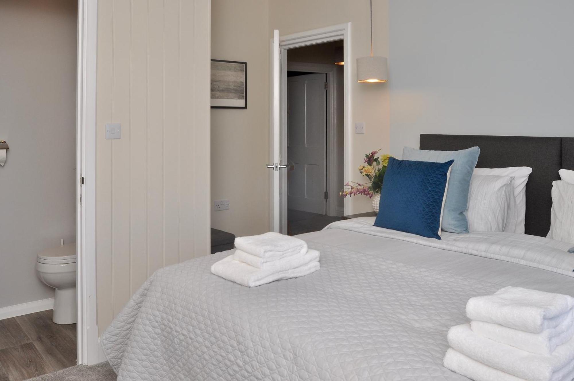 Bridge Street Apartments. Boutique Style Luxury, In The Heart Of Taunton. Oda fotoğraf
